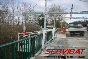 plateforme suspendue motorisé sur un pont  (installation et location)